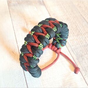 Handmade Paracord Bracelet Adjustable Black Red Green Unisex